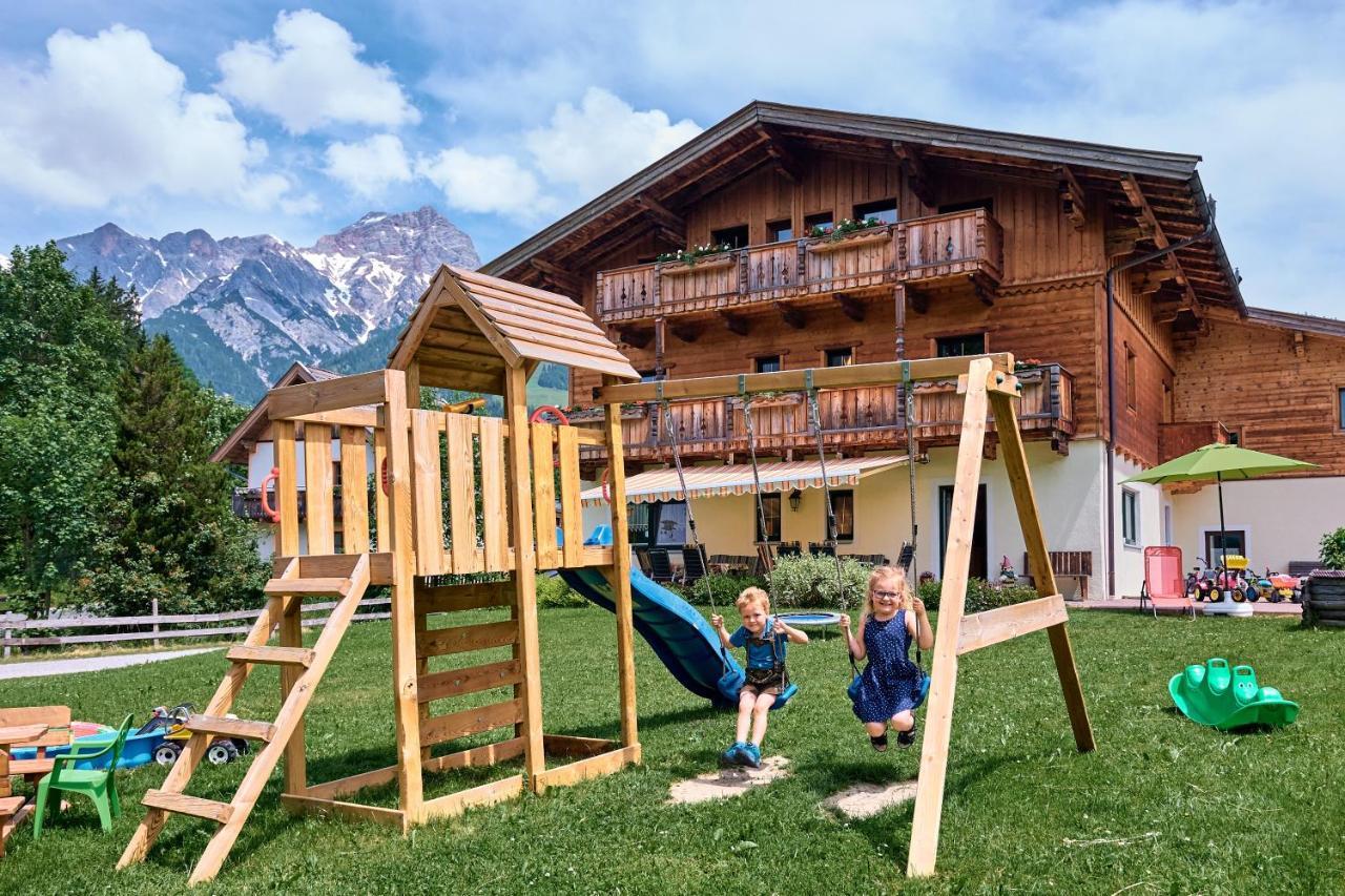 Haus Obermuehle Bed & Breakfast Maria Alm am Steinernen Meer Eksteriør bilde